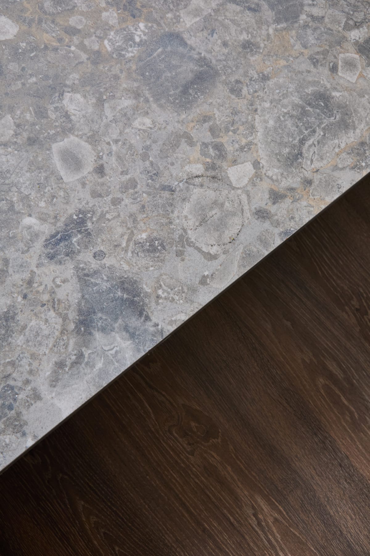 Dekton Ceppo y Roble Davos Trufa Marrón (Egger)